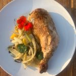 Gegrilde Kippenbouten abrikozen en aardappel